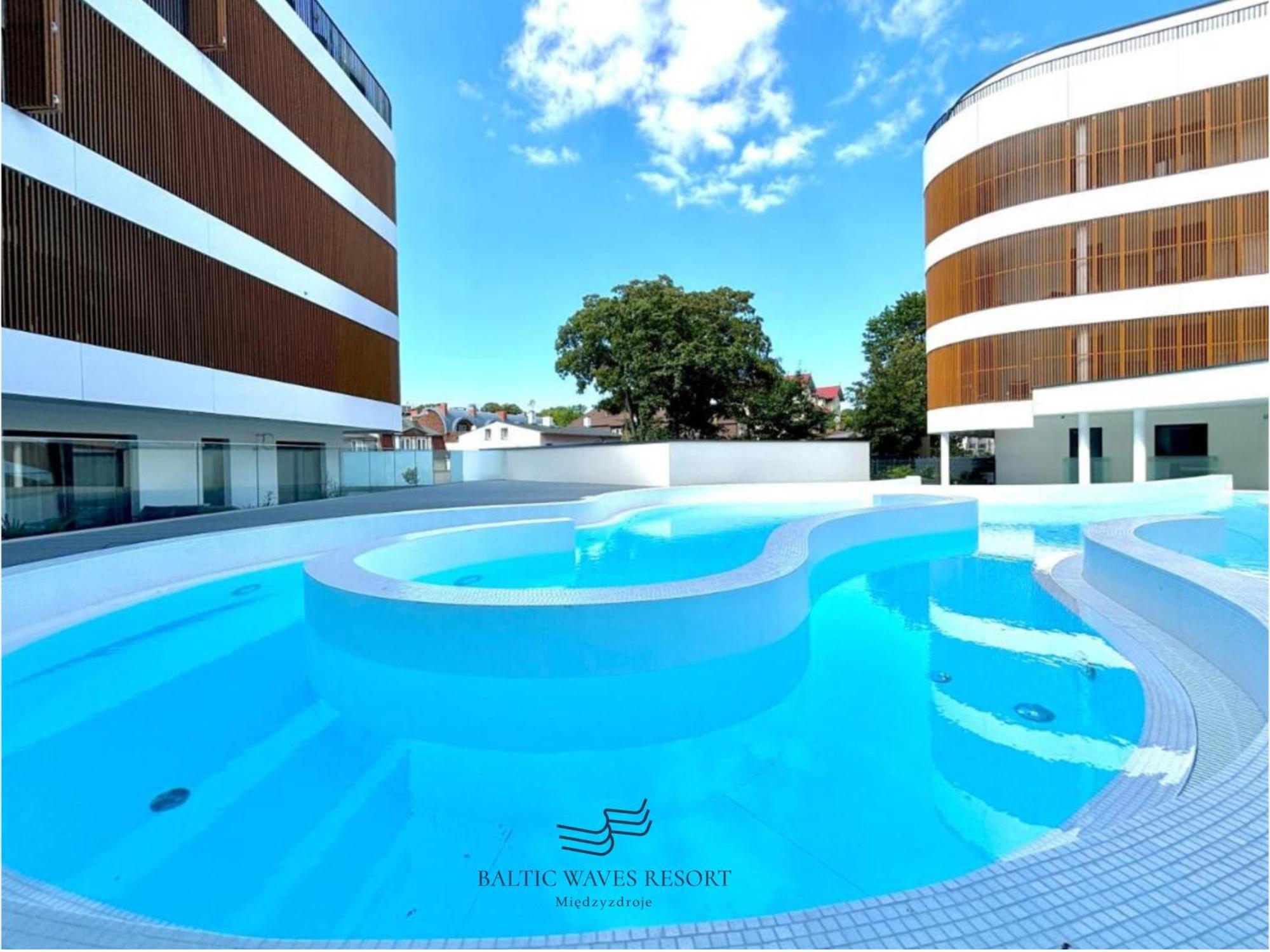 Baltic Waves Resort & Spa Miedzyzdroje Exterior photo